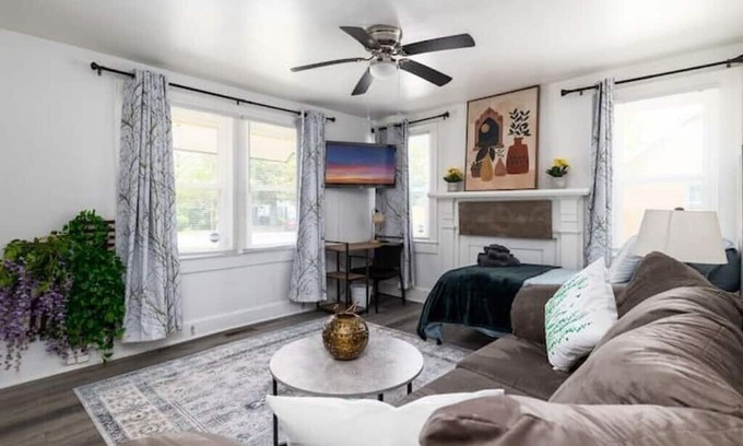 Greensboro Apartment | Ideal for Long term stays!
