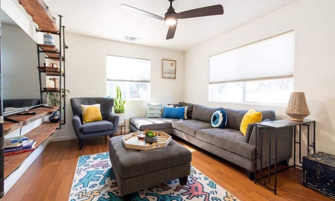 Diamond Springs House | Koi on Toyan | Fire Pit, Walk to Brewery, Traeger