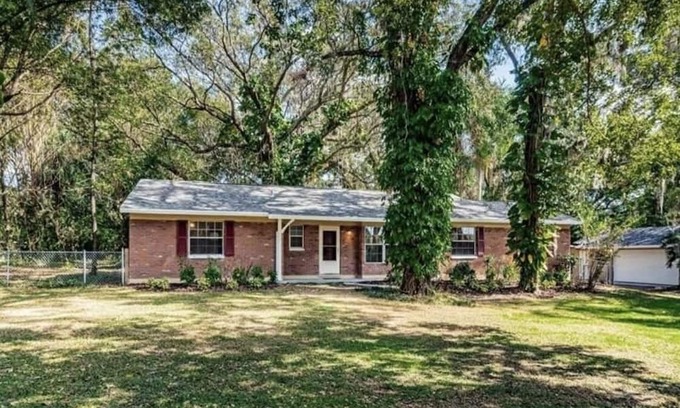 East County Civic Group House | Cozy Private home on a large wooded lot!
