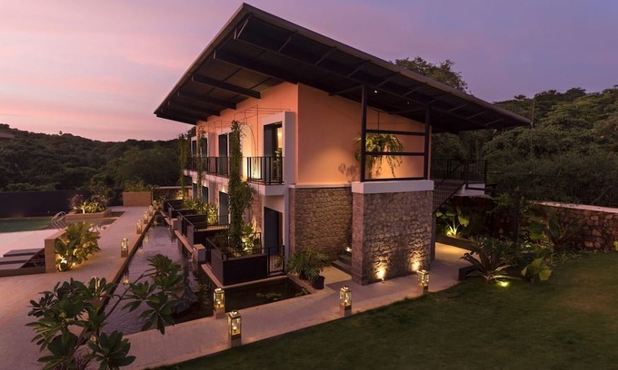 Uttan Hotel | East India House