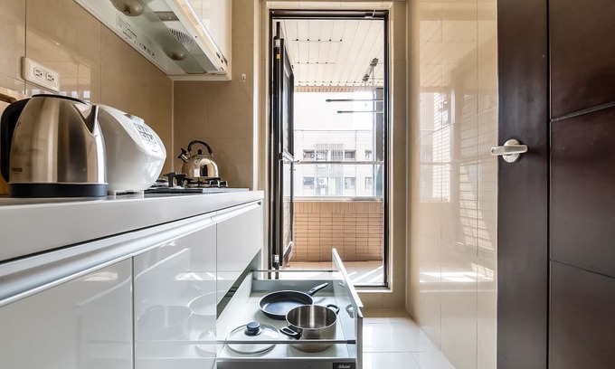 Zhongzheng Condo | New Building 2B1bLK Taipei Main Station Desk & Fast Wifi