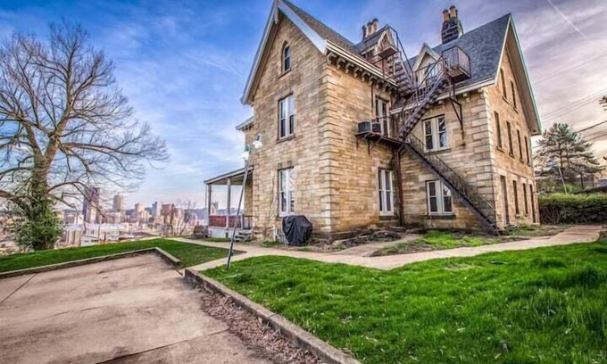 Pittsburgh Apartment | 2 Bedroom 718530 by Houzlet