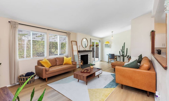 Serra Mesa House | <15 min to Beaches, Downtown, more! Modern Getaway