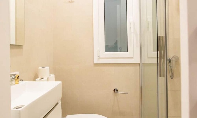 El Poble-sec Apartment | 21PAR1005 Beautiful 2 bedrooms apartment