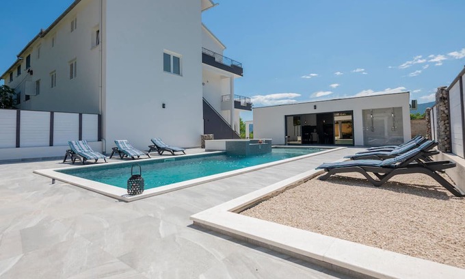 Veliki Prolog House | Awesome home in Veliki Prolog