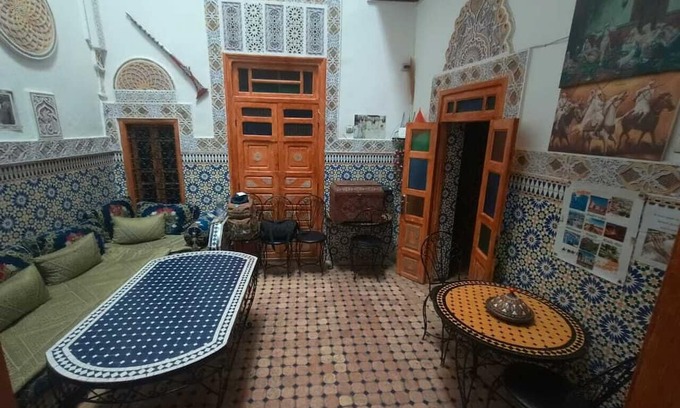 Talaa House | Triple room at Riad Drissia