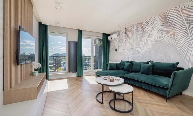 Tychy Apartment | Barona 51 Tychy | Air Conditioned Apartment with Parking and Desk
