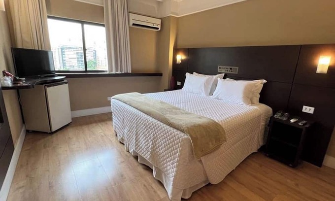 Republica Hotel | City Vibes & Comfort: 4 Spacious Rooms Near República Subway, Ideal for Friends