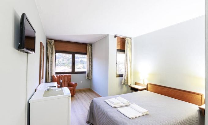 Braganca Apartment | São Roque Suites - Room 2
