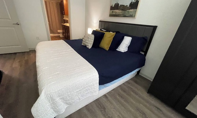 Frisco Apartment | 1BR Suite with Balcony + Pool View in Frisco Near Legacy West & The Star