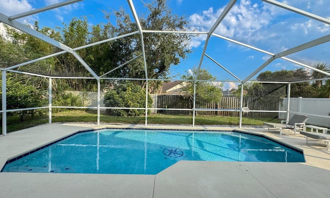 Bridgewater Crossing House | Recently Renovated Pool Home Near WDW