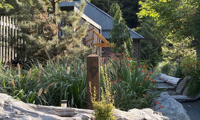 Port Renfrew Cabin | Ebb Cottage #9. Modern, Nordic Cabin. Hot Tub. Outdoor Shower