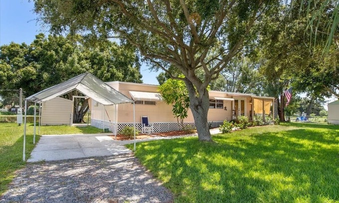 Taylor Creek House | 4 Oaks Oasis 2BR/2BA