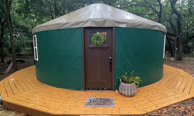 Waxahachie Cottage | Glamping in Waxahachie, Come stay in our luxury Yurt in the Woods with a Hot Tub