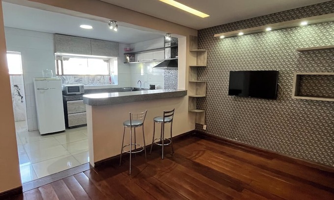 Novo Eldorado Apartment | Spacious apartment, 3 bedrooms, air conditioning. 6 km from MRV Arena, 4 km from Eldorado Metro Station.