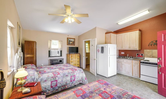 Lake Whitney Apartment | 2 Mi to Marina: Lake Whitney Studio Retreat!