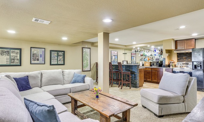 Highlands Ranch Apartment | Game Room, Home Gym & Deck: Littleton Apartment