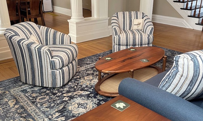 Madison House | Historic Madison Retreat – New Furnishings, Walk to Shops & Riverfront