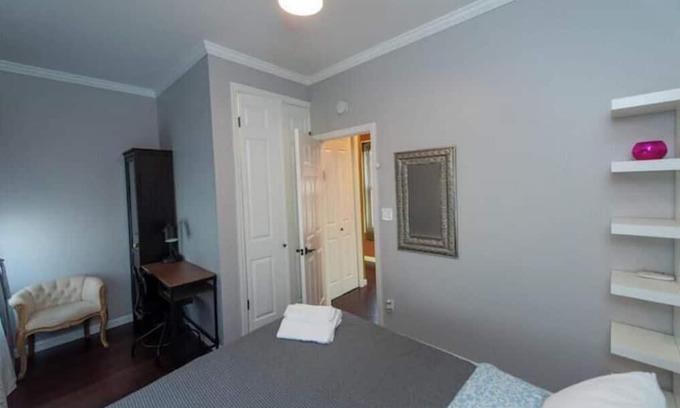 Sea Gate Apartment | Private entrance studio with bathroom