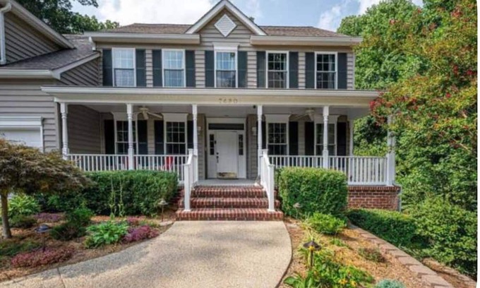 St. Leonard House | Secluded 5-bedroom house with Pool in Saint Leonard