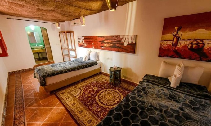 Dar Tazi House | Charming Room at Riad in marvelous Fès