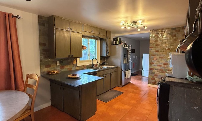 Berthoud House | Charming 2-bedroom house in heart of Berthoud