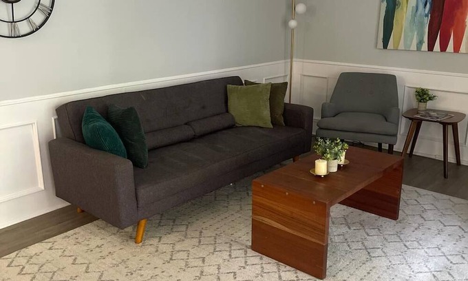 Charleston Apartment | Charming apartment- 2 guest & pool