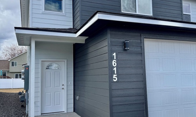 Greenacres House | Comfortable & Welcoming 3-Bedroom Home in Spokane Valley