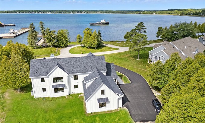 Baileys Harbor House | New Build Baileys Harbor-sunset view and pool table