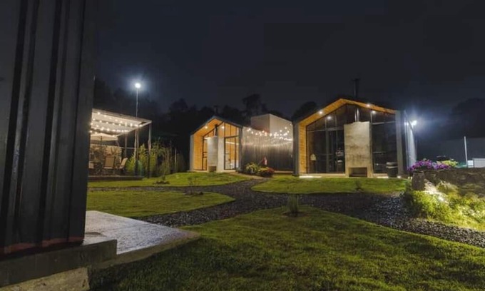 Huasca De Ocampo House | Jacaranda Whisper By Managers B1