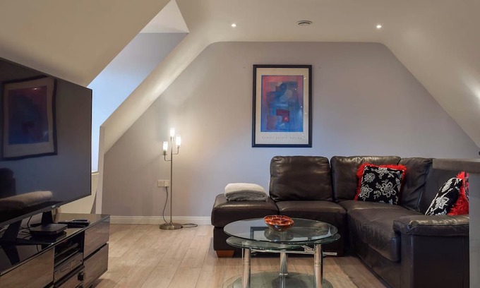 Wallingford Apartment | 1 bedroom accommodation in Ewelme, near Benson