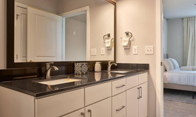 Clayton Apartment | 2BD Haven Steps from DT Clayton