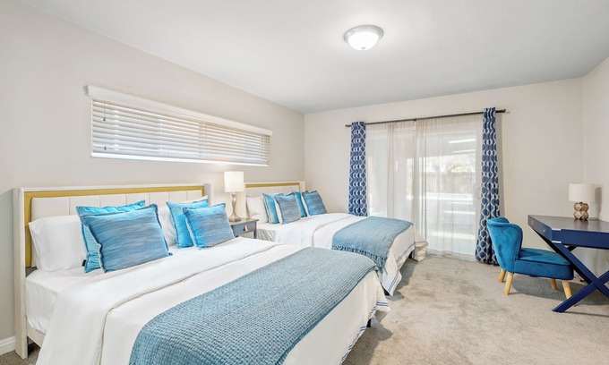Hacienda Heights Villa | Excellent location/near Disney/Universal Studios/8BR/4.5BA/quiet/beautiful