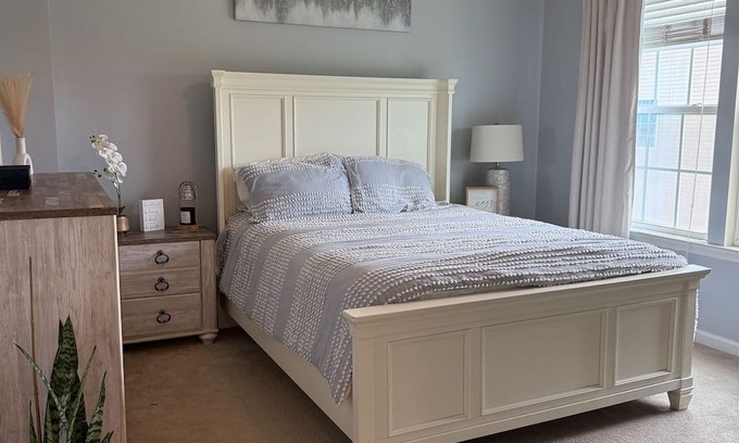 Easton House | Eastons Urban Oasis- centrally located townhome in Talbot County