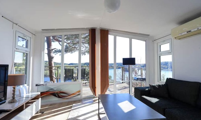 Molnlycke Apartment | 3 Villas 16 Beds-All-Inc- ALL INC - Views - city