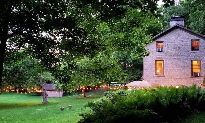 Springfield Cottage | Charming Historical Cottage in Springfield, OH
