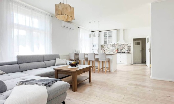 Kosice Old Town Apartment | Business & Family Apartment Letna