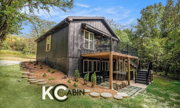 Jackson County House | KCcabin Modern Wooded Retreat w/Hot Tub