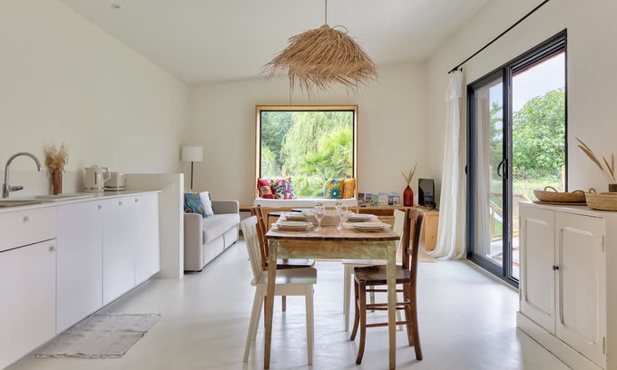 Gouville-sur-Mer House | Casa ZaO Jolie maison en bois brut de 50m2 à proximité des plages