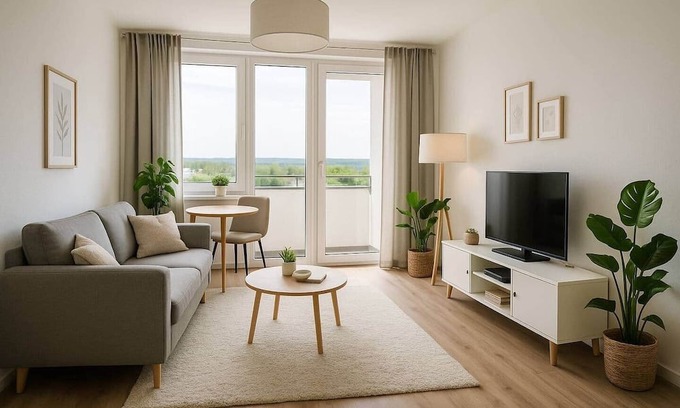 Lebenstedt Apartment | Central, bright 2-room apartment with modern flair
