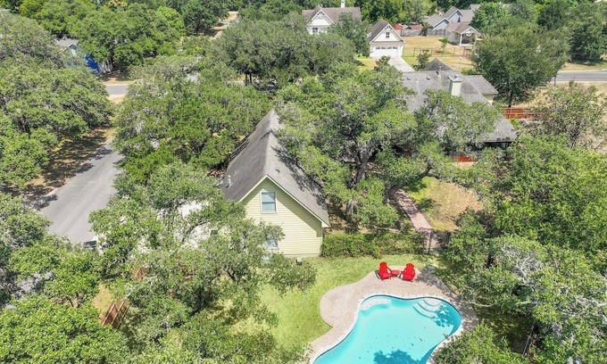Kyle House | Charming Kyle Retreat with Pool, Porch & Walk to Downtown