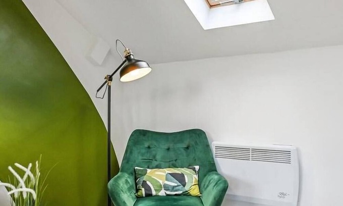 Canton Apartment | Cardiff Comfort for All guests