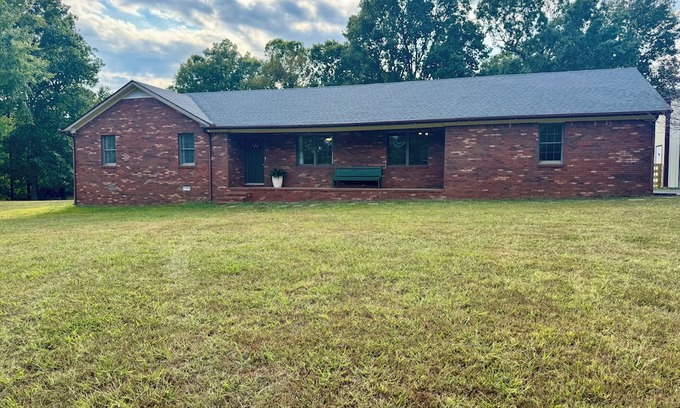 Kirksey House | Secluded House close to MSU and KY Lake!