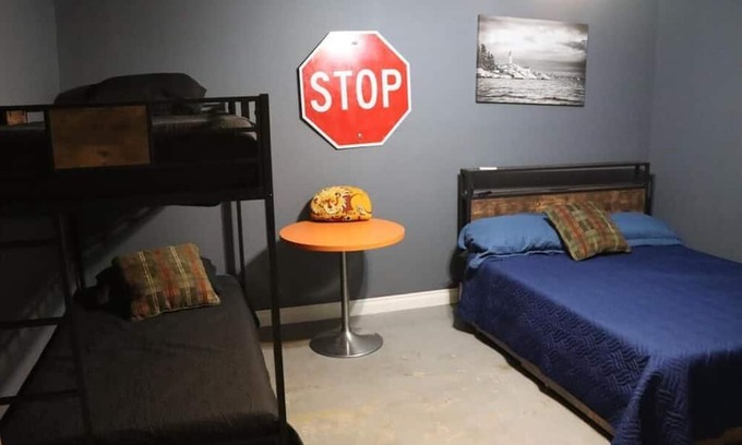 San Jacinto Apartment | Spacious 3-Bedroom Retreat in San Jacinto; Sleeps 8, AC & Pet-Friendly