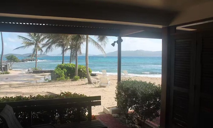 Cabes Point Condo | DIRECTLY ON SAPPHIRE BEACH 30 STEPS FROM CARIBBEAN SNORKELING 30 STEPS TO POOL
