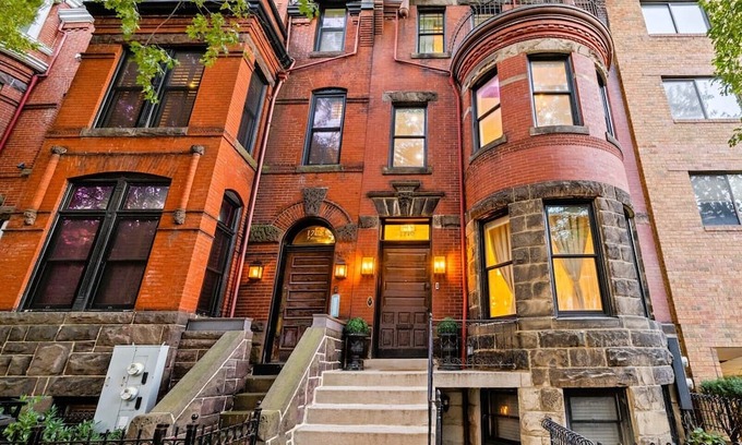 Dupont Circle House | The Gilded Manor - Luxury Victorian Mansion @ Dupont Circle