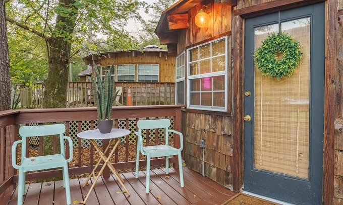 Wildwood Cottage | Adventurer Yurt - Landing Zone, Studio. Full Bathroom. Kitchenette. Updated.