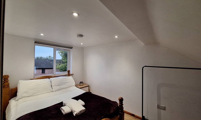 Cambridge House | A quiet house in a nice area