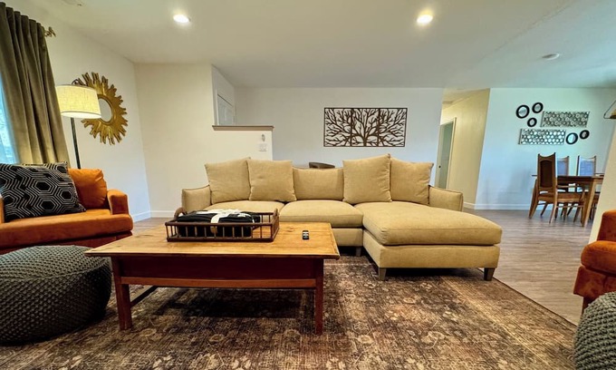 Coarsegold House | NEW! The Hideaway Yosemite Foothill Retreat Lovely 3-bedroom house. Pet Friendly