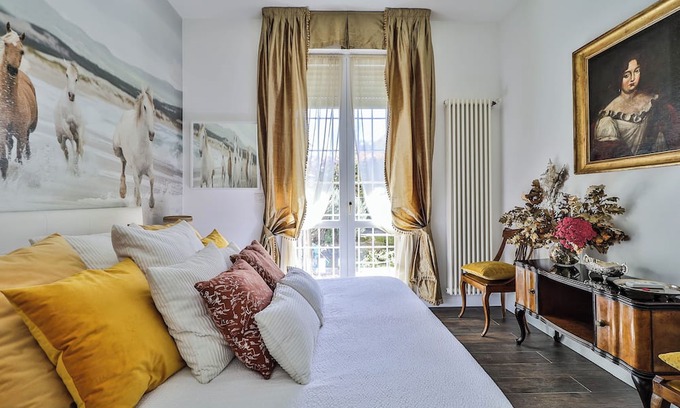 Casalecchio di Reno Apartment | Bologna Luxe Haven